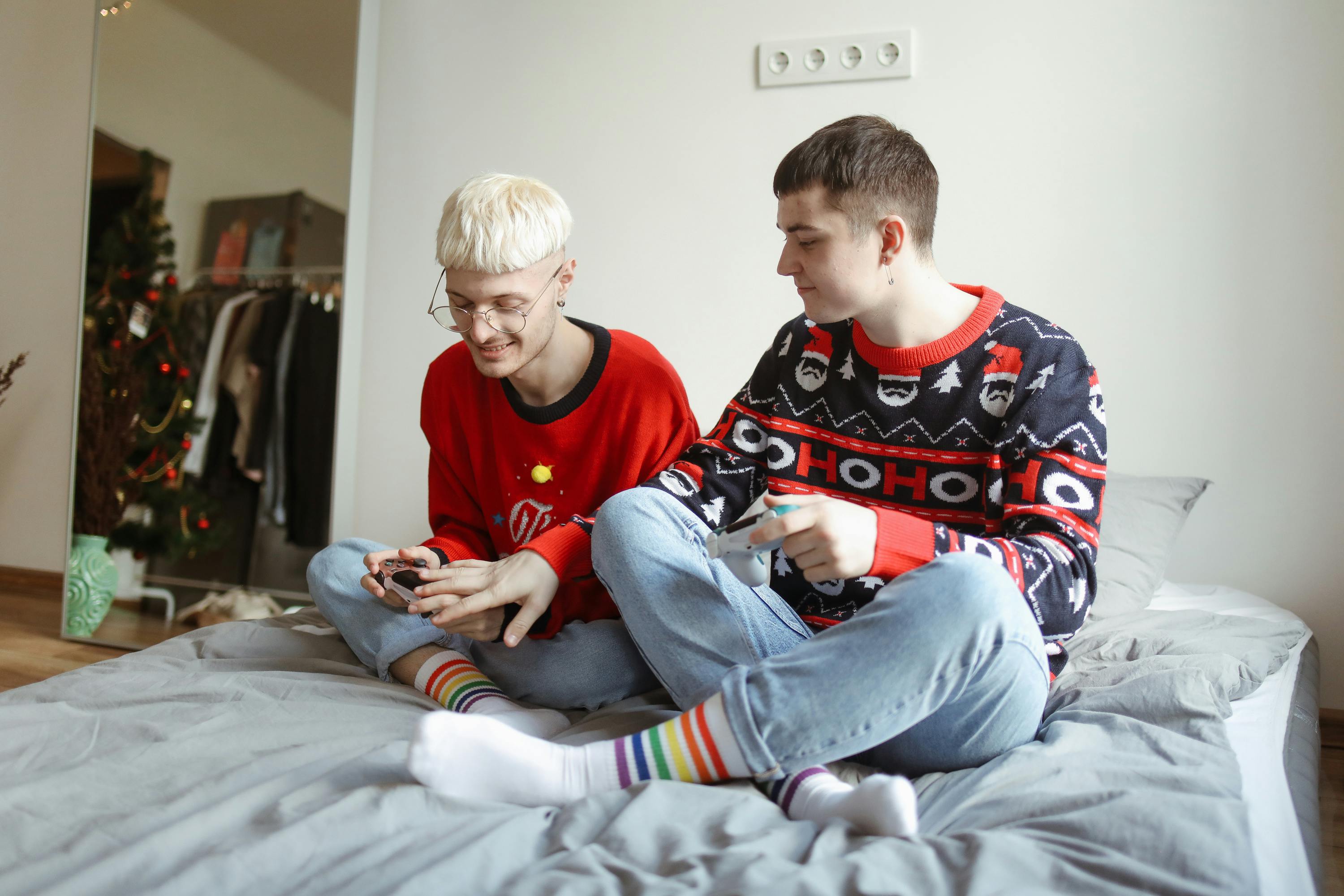 2024 Ultimate Guide: Holiday Gaming Accessories Trends for Retailers
